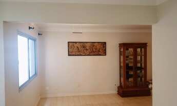 Imagem 2: Apartamento reformado, 118m2 , 2 dormitórios com sala ampliada, suíte, 3 banheiros, 2 gara