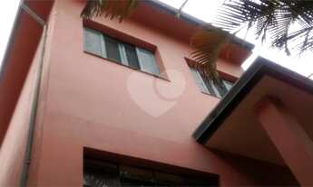 Imagem 2: Casa antiga - Venda / 02 Dormitórios