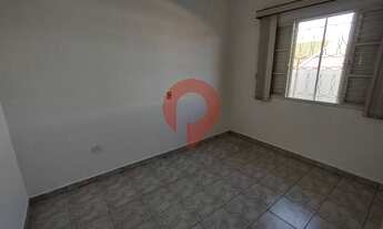 Imagem 2: Casa de condomínio para aluguel possui 118 metros quadrados com 3 quartos