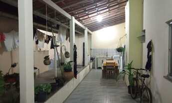 Imagem 4: Vendo prédio pertissimo da praia em Guriri