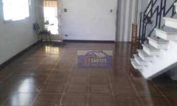 Imagem: Sobrado na Água Rasa 296m² em rua tranquila