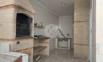 Imagem: Casa - 2 Dormitórios - Venda no bairro