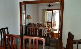 Imagem 3: Porto Alegre - Casa Padrão - Cavalhada