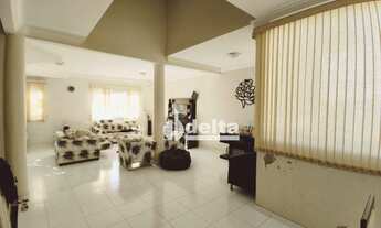 Imagem 2: Casa com 5 dormitórios à venda, 830 m² por R$ 3.200.000,00 - Vigilato Pereira - Uberlândia