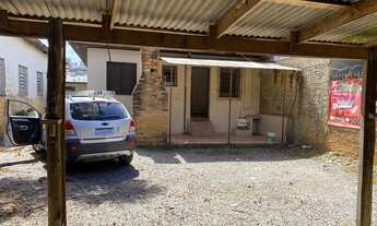 Imagem 4: BENTOALVES aluga casa comercial, c/ 110m2 + pátio, frente p/ Moreira Cesar, Pio X - Caxias