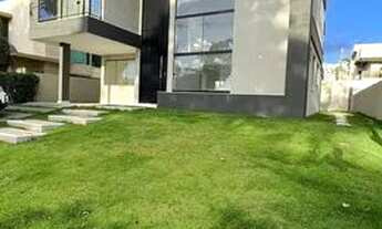 Imagem: Casa recém construída 4 suites