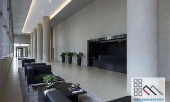 Imagem 3: Apartamento 2 dormitórios (84,9m²), 1 Suíte, Mobiliado, Varanda, 2 Vagas. A 200 metros da