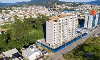 Imagem 2: Apartamento em Oficinas com Elevador