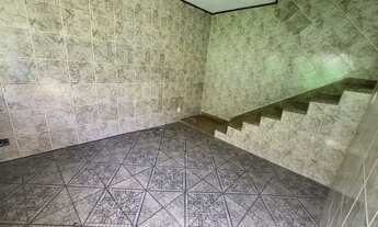 Imagem 3: Casa duplex para aluguel com 2 quartos no Camarão - São Gonçalo