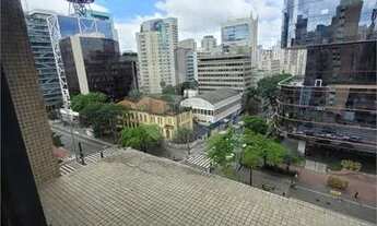 Imagem 2: More em um dos pontos mais famosos do Brasil: alugue um apartamento na Avenida Paulista 12