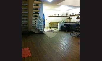 Imagem 7: Imóvel espetacular 4 suítes espaçosas sendo a principal com closet