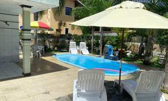 Imagem 2: Casa de condomínio para aluguel e venda tem 161 metros quadrados com 4 quartos