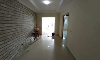 Imagem 4: Casa com 3 dormitórios para alugar, por R$ 1.600/mês - Jardim Sabará - Londrina/PR