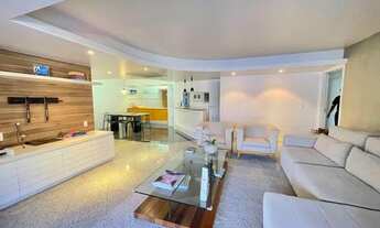 Imagem 3: Apartamento com 240m2, na 1ª Quadra da Praia