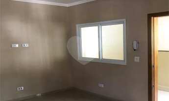 Imagem 4: BELÍSSIMA CASA DE CONDOMÍNIO DE 38 M² COM 01 DORMITÓRIO COM ARMARIO PARA LOCAÇÃO NO CHORA