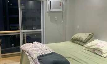 Imagem 3: Que tal um Onda Carioca? Apartamento com 92m2, reformado e decorado com porcela