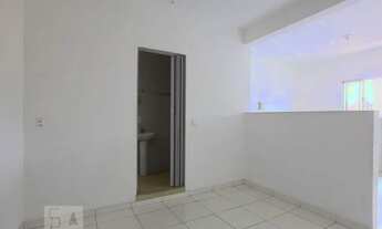 Imagem 2: Casa para Aluguel - Itaquera, 1 Quarto, 70 m2