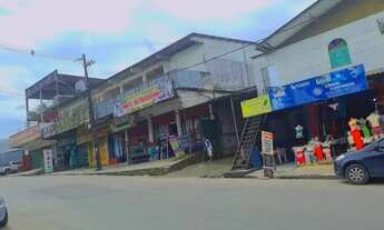 Imagem 2: Prédio inteiro na Principal área Comercial da Cidade de Deus