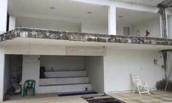 Imagem 2: Open House vende casa com 3 suítes sendo 1 master com piscina na Região Oceânica de Niteró