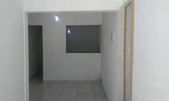 Imagem: REALIZA IMÓVEIS ALUGO ÓTIMA CASA DE 01