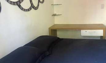 Imagem 4: Quarto mobiliado no barramar, no Calhau. 900 reais com água , internet e Tv a cabo incluso