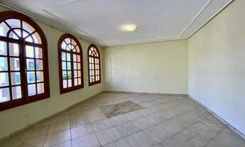 Imagem 2: Casa para aluguel, 4 quartos, 1 suíte, 6 vagas, Castelo - Belo Horizonte/MG