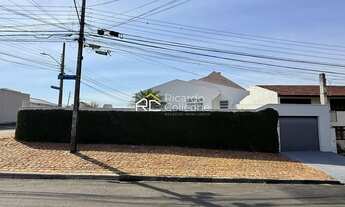 Imagem 4: Casa Padrão no Portão, 220m2, 3 Quartos sendo 1 Suíte, 3 Vagas Cobertas. Porteira Fechada!