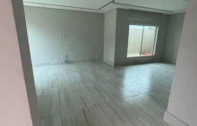 Imagem 9: Casa para venda possui 256 metros quadrados com 3 quartos em Residencial Village - Avaré