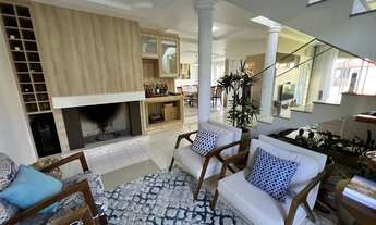 Imagem 4: Casa de condomínio para venda tem 355 metros quadrados com 3 quartos