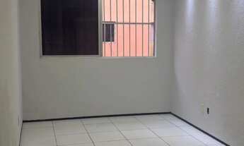 Imagem 3: Apto em Tabapuá - Caucaia com 3 quartos (1 suíte) + 1 vaga de garagem rotativa