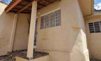 Imagem 3: Casa Próximo do centro de Poços de Caldas - 2 quartos 1 banheiro