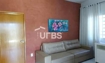 Imagem 6: Casa de Rua - Casa 3 quartos