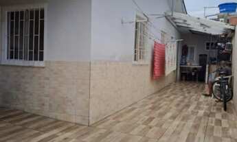 Imagem: Casa com 2dormtorios e mais uma kitnet no