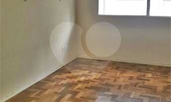 Imagem 2: Apartamento 3 dormitórios com 1 vaga de garagem no Menino Deus