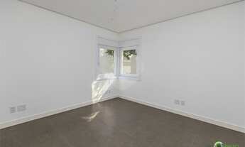 Imagem 5: Casa no condomínio Las Rocas com 04 suítes, 06 vagas