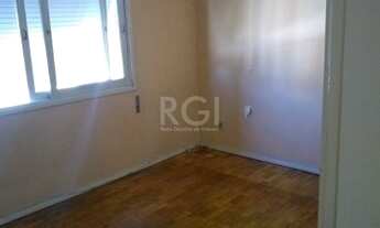 Imagem 2: Porto Alegre - Apartamento Padrão - Partenon