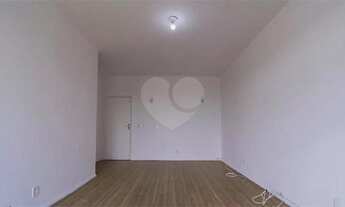 Imagem 5: Vista Alegre, 2 com dep, varanda e vaga!