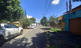 Imagem 2: Casa a venda tem 245 m² com 3 quartos uma suíte, escritório, área serviço, Setor Jaó Goiâ