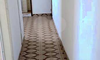 Imagem 5: Apartamento de frente, sol da manhã