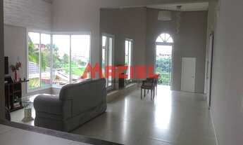 Imagem 5: Casa de condomínio para venda possui 400 metros quadrados com 3 quartos