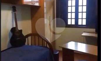 Imagem 7: SOBRADO À VENDA