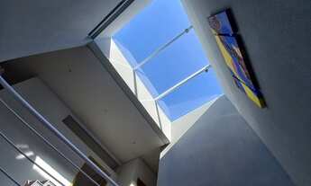 Imagem 5: Sobrado com 3 dormitórios, suíte e 3 vagas de garagem !