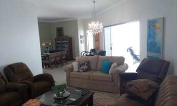 Imagem 7: Casa de condomínio para venda tem 250 metros quadrados com 3 quartos