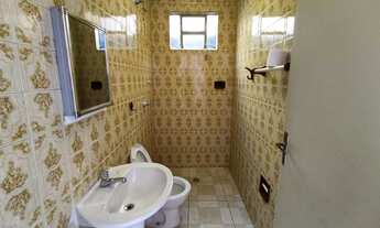 Imagem 7: SOBRADÃO EM RUA TRANQUILA