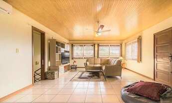 Imagem: Porto Alegre - Casa Padrão - Teresópolis