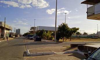 Imagem 3: Prédio inteiro com 04 pavimento, subsolo, loja térreo, primeiro andar e segundo andar