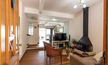 Imagem 4: Porto Alegre - Casa Padrão - Ipanema