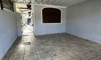 Imagem 3: Ocian - Casa para venda com 60 metros quadrados com 2 quartos - Praia Grande - SP