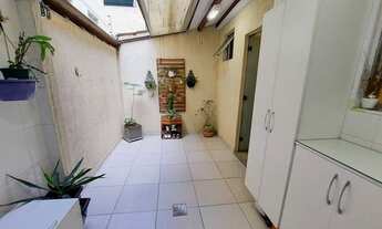 Imagem 6: Casa para venda possui 100 metros quadrados com 3 quartos em Vila Carbone - São Paulo - SP