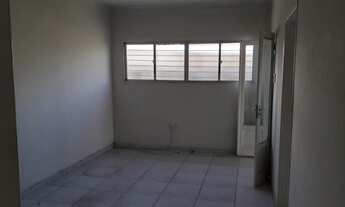 Imagem 5: Imbiribeira- Casa Térrea e 1° andar, com 4 quartos 1 suíte, copa-Cozinha, portão automátic